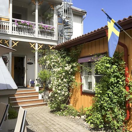Lilla Hotellet I Nora Екстер'єр фото